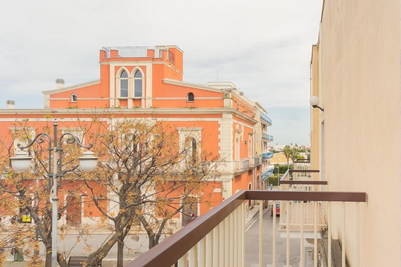 Torre Lama Apartments By Wonderful Italy Bari Kültér fotó